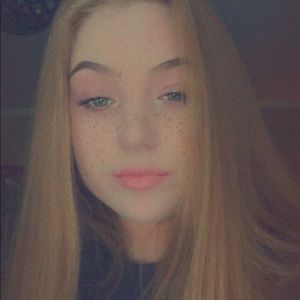 Meet your Posher, Kaitlyn